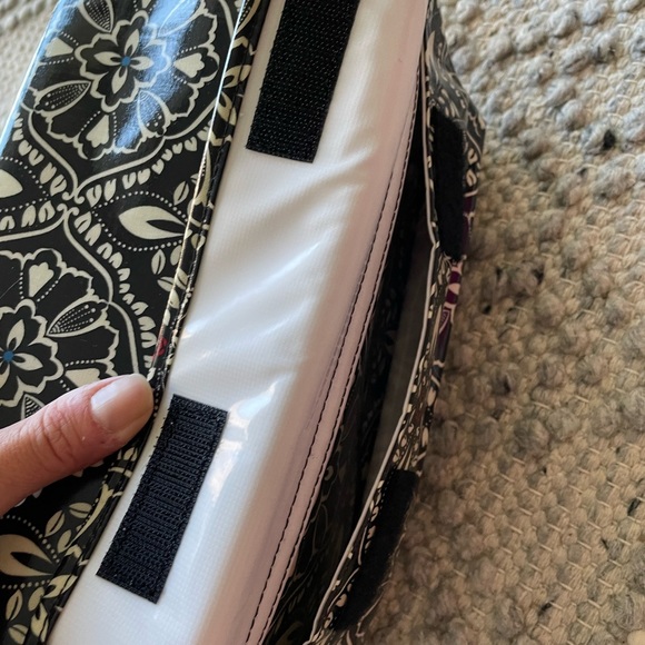 Vera Bradley lunch bag - Picture 5 of 5